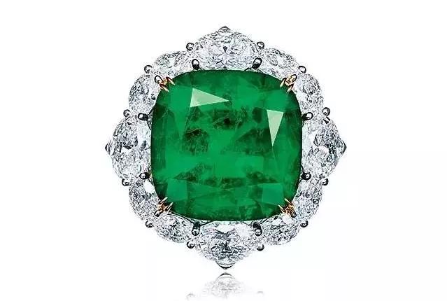 从英女王到好莱坞影星，为什么大家都对它情有独钟？