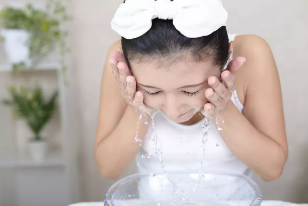 捂月子导致月子病,不坐月子肯定会得月子病是对的吗