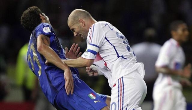 梅西德布劳内中场谁厉害,足坛第一中场大师德布劳内