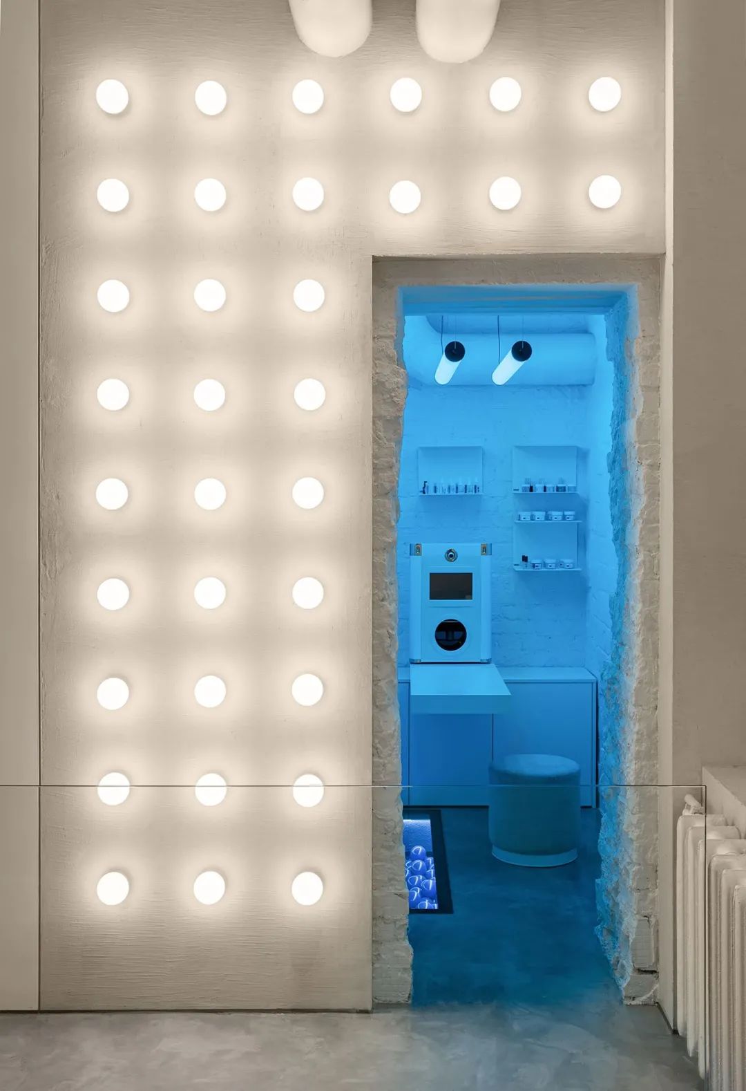 小而美的美容院设计方案,现代极简轻奢美容院设计案例