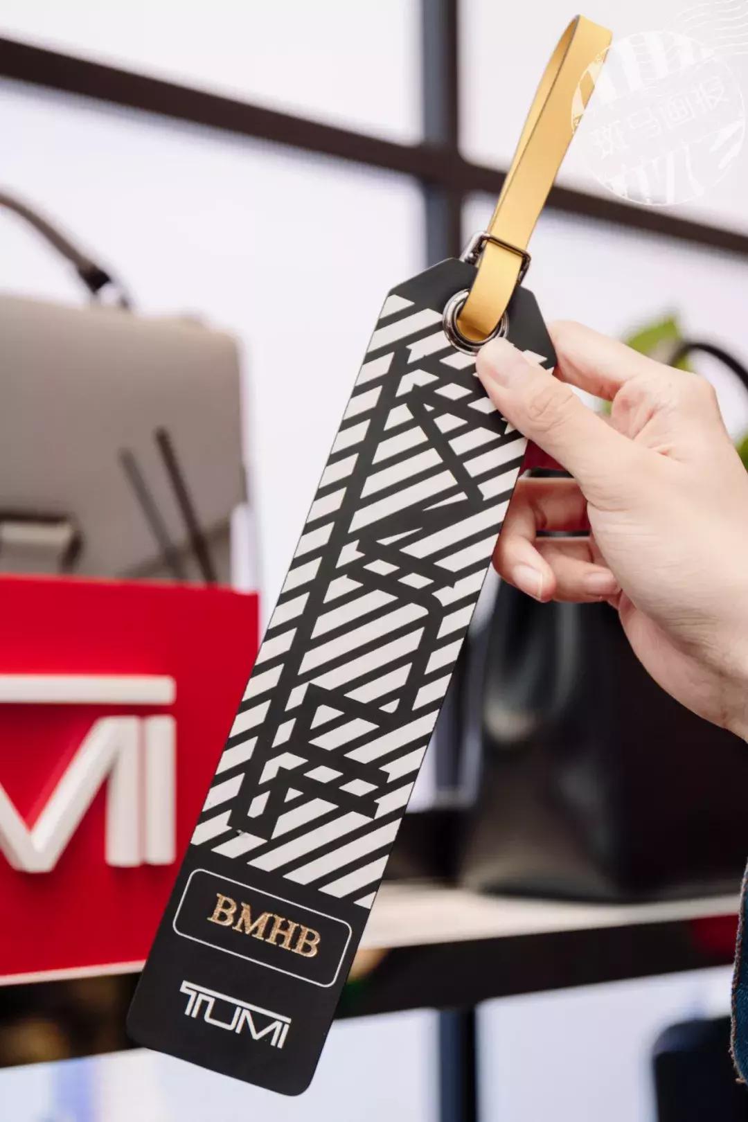 限时两个月:TUMI恒隆快闪店来了,“星爵”出没!