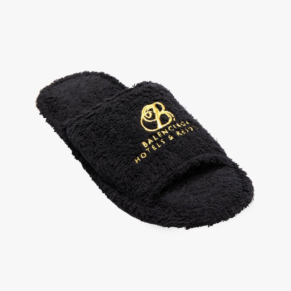 2022年最流行的居家冬款拖鞋,毛线拖鞋创意配饰