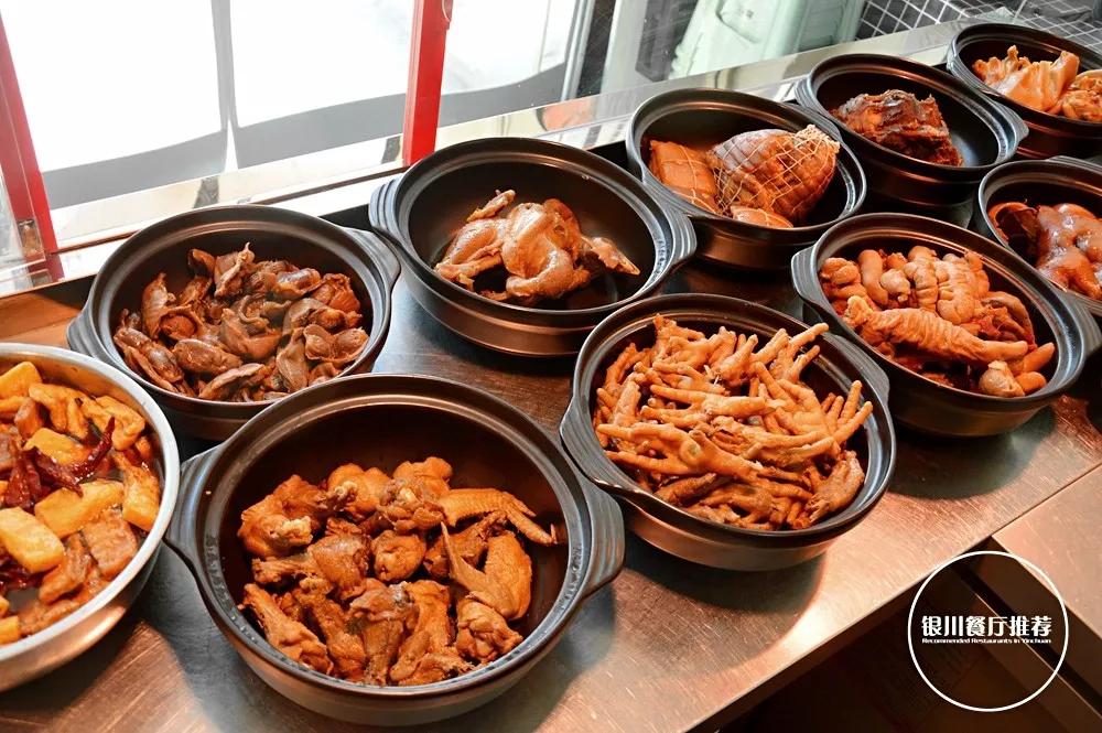 20多年老汤，在同心路卖卤煮