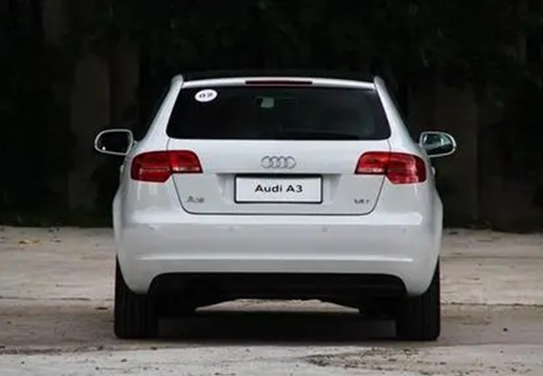 开车视野盲区交通事故如何规避,开车如何判断视野盲区距离