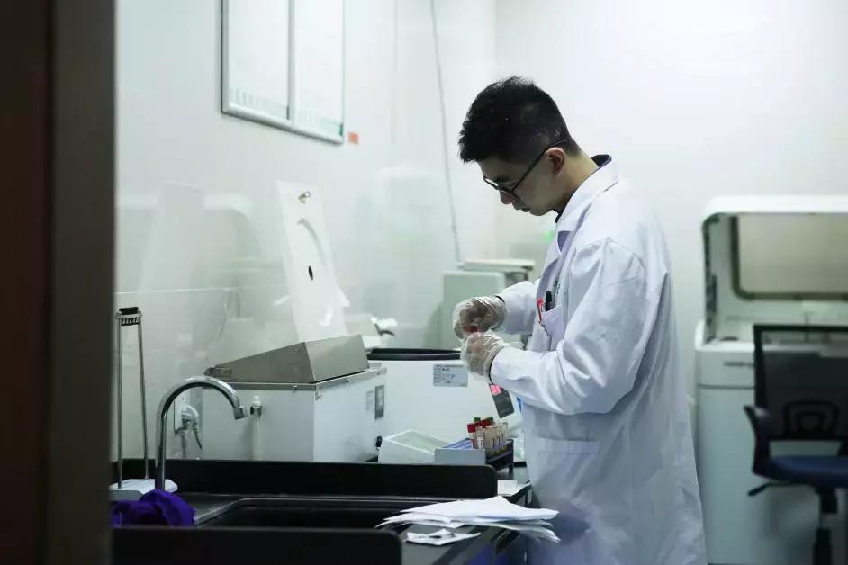 女士请注意：山水黔城卫生服务中心要发“健康礼包”，时间就在