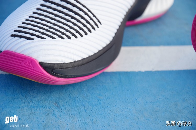 阿迪达斯罗斯9简版,罗斯9值得入手吗