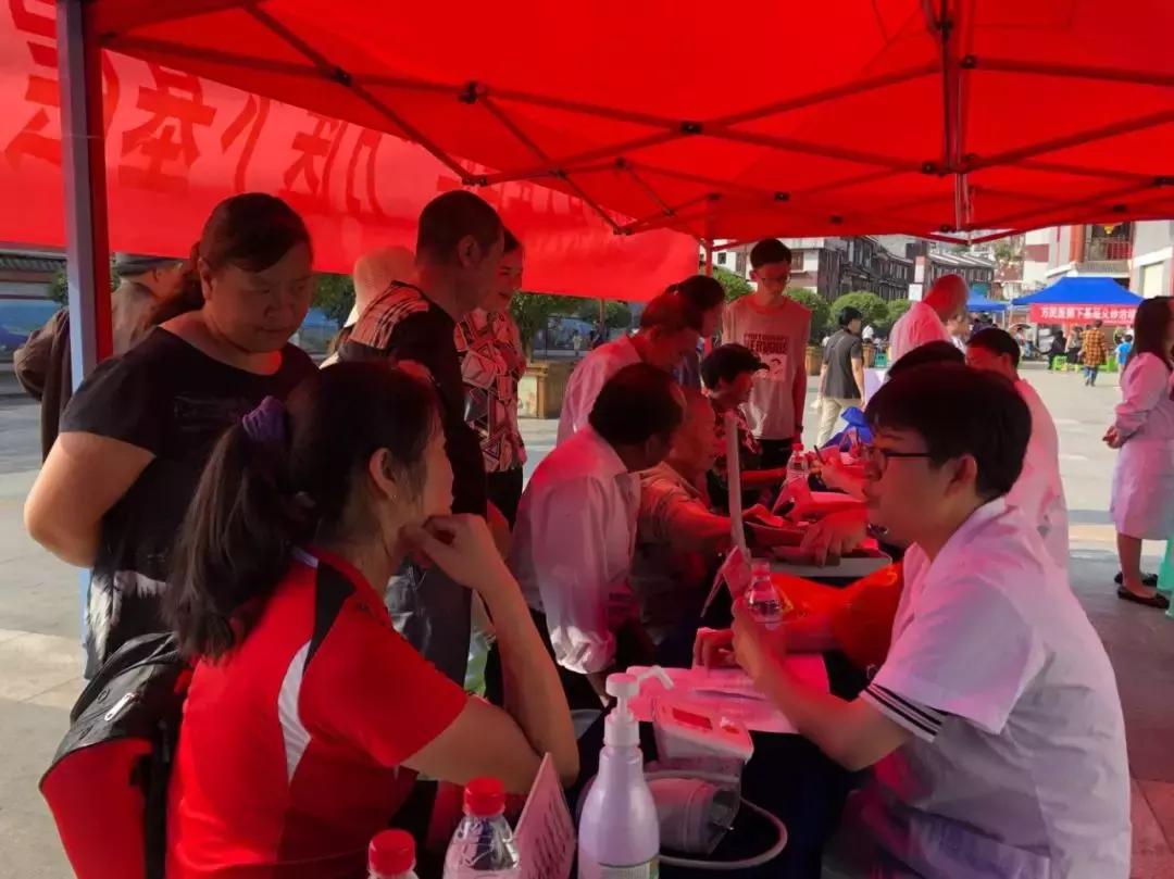 织金县人民医院儿童公益义诊,卫生院开展服务百姓健康行动义诊