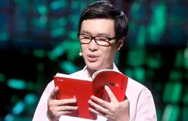 新书销量远不及以前，斗罗越火他越被骂，三少正逐渐“作死”自己