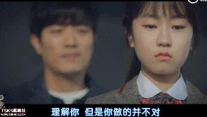 13岁女孩被男孩暴打,少女被摁马桶暴打