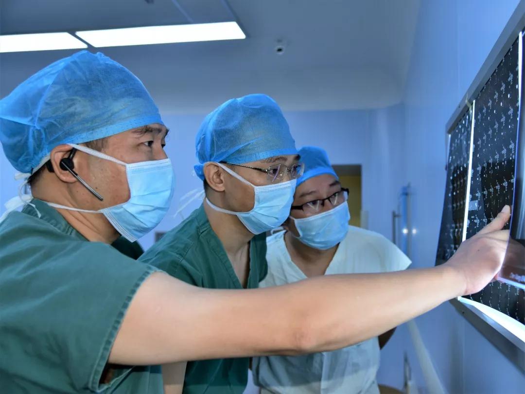 风雨同舟共成长——庆祝安溪县医院骨二科成立一周年