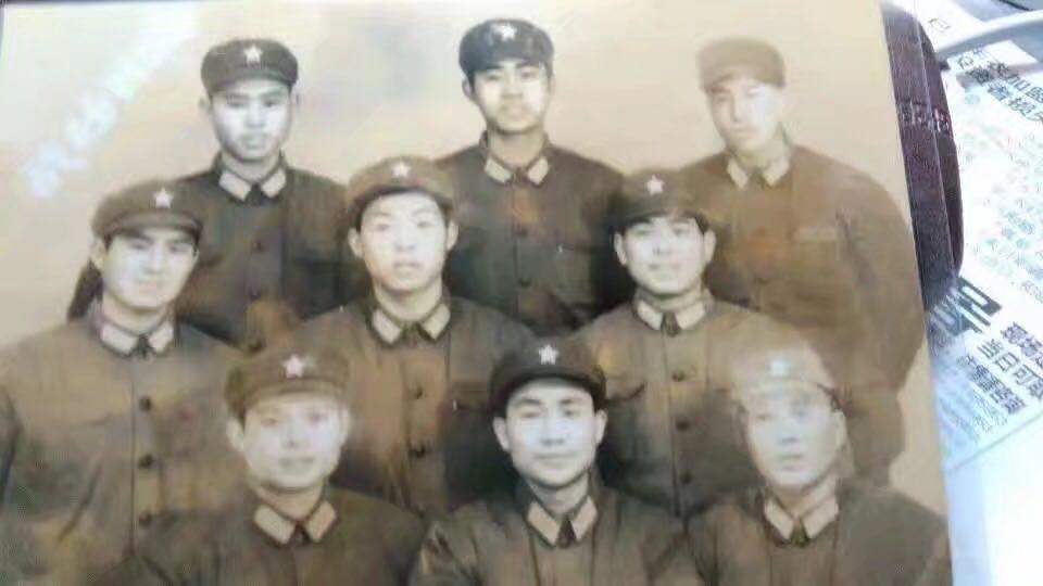 一九六师一零六医院的上空，永远飘扬着战友兄弟情