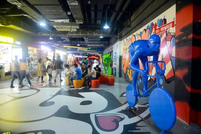 每个地方的万达广场是不是一样,中国最有特点的万达广场