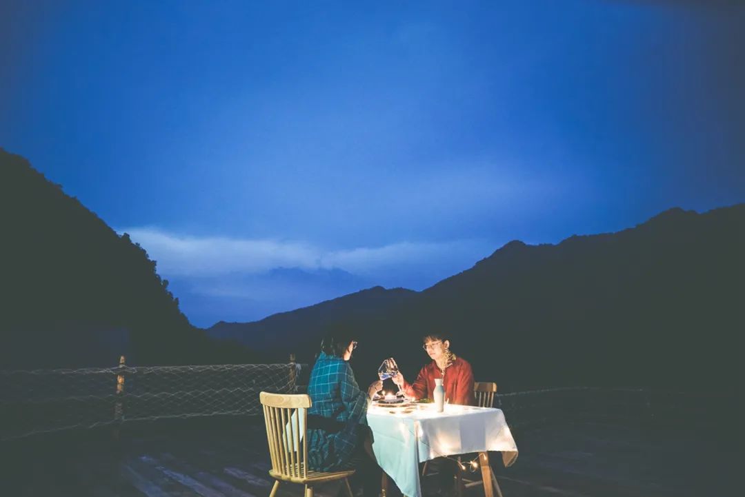 七夕仲夏夜|星空晚宴×丹青情书×入梦山水……雾灵山居C位浪漫