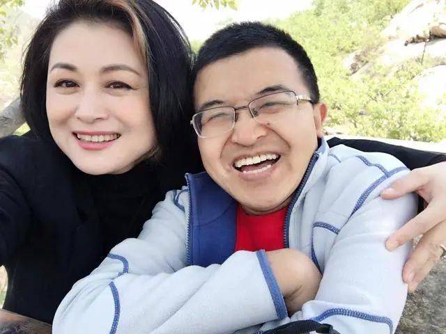 章子怡点评小沈阳原视频,赵本山于月仙小沈阳