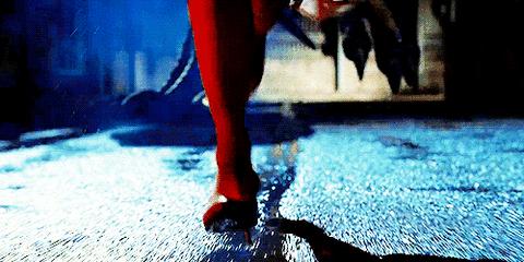 黑色猫爪鞋怎么搭配,猫爪形状的鞋子高帮