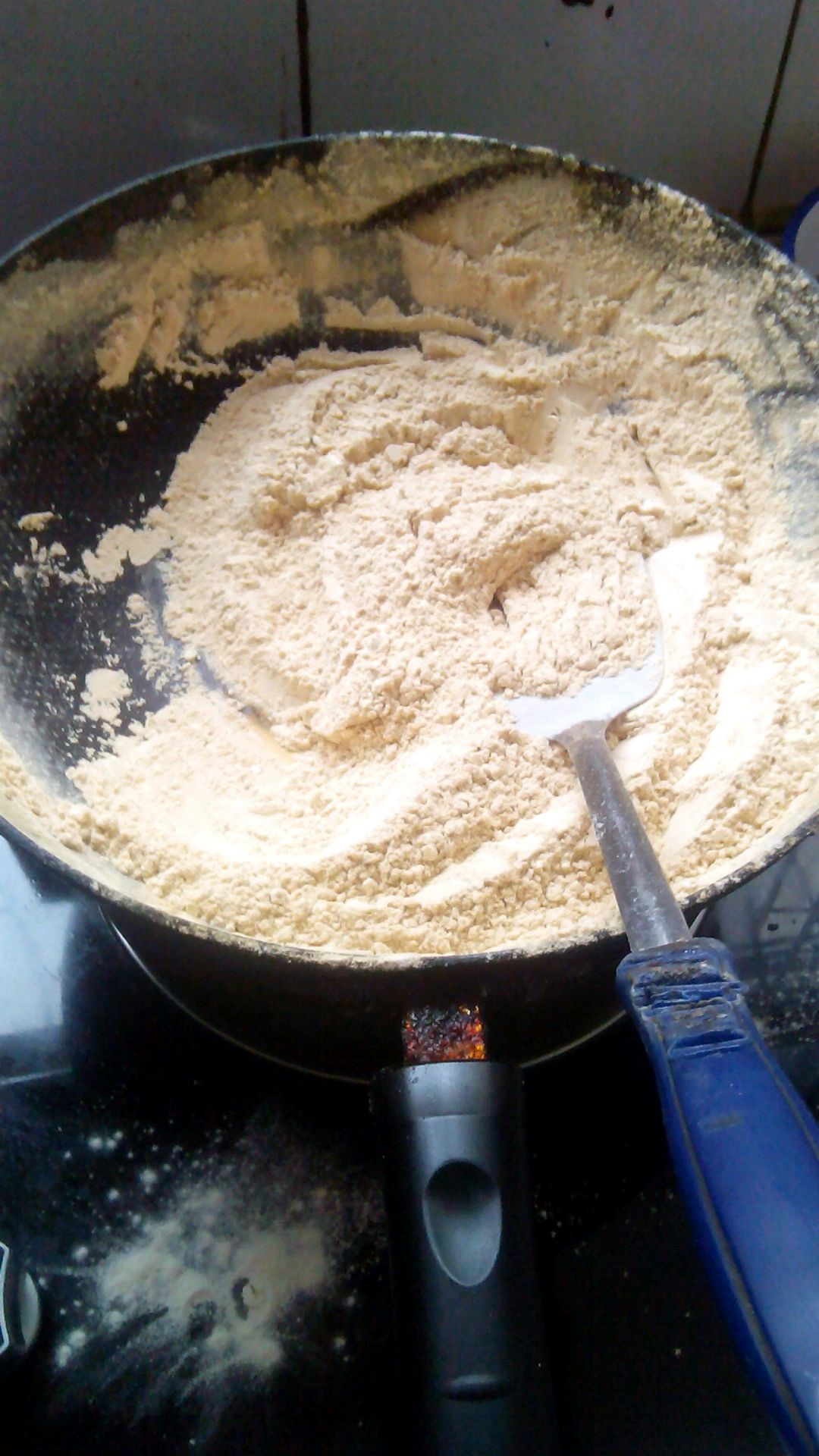 我与父母的一段往事,我和我的父辈四个故事分别简介