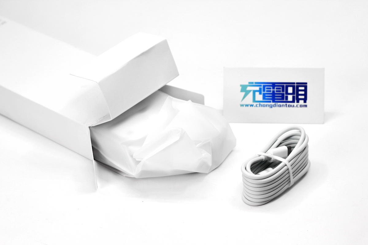 zmi紫米65w多口充电器,zmi充电器65w拆解