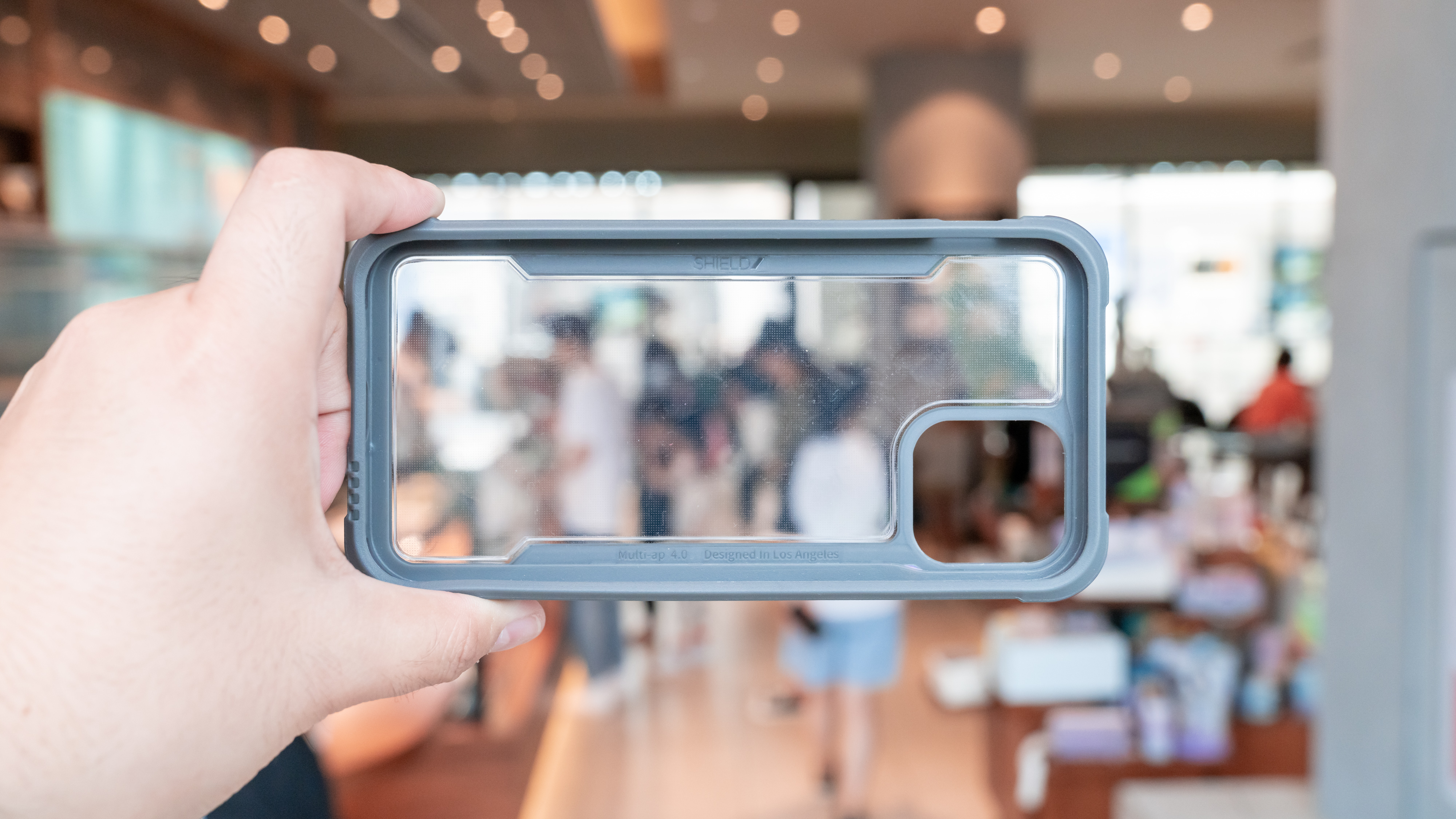 能让AppleCare+都赚不到钱的Defense决色小彩壳到底有多能摔？