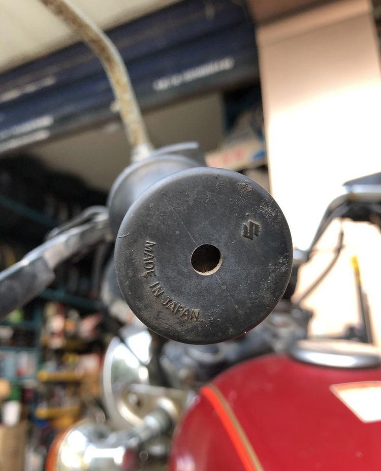 收了一台旧摩托车,收一台铃木dl250