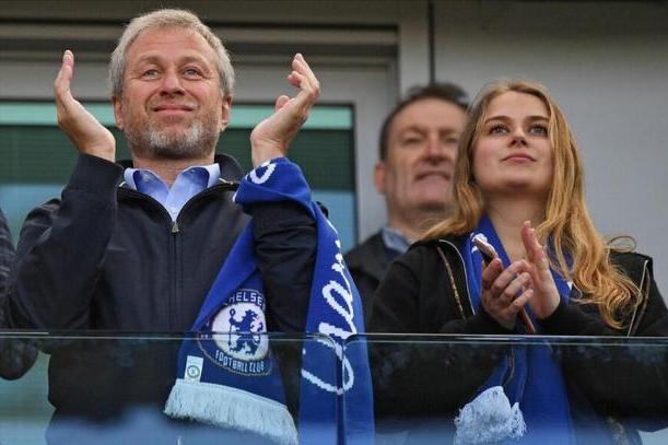 太幸福！蓝桥18年，阿布不仅带来18座冠军奖杯，还有霸道的未来