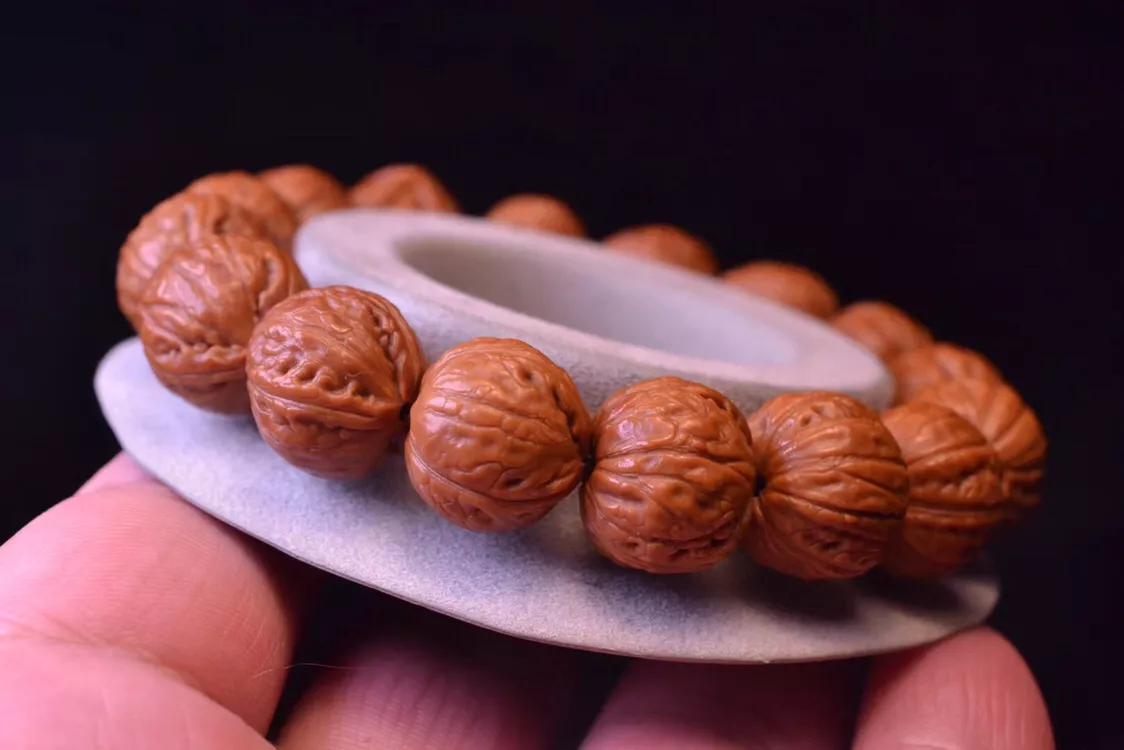 真正三棱核桃,你见过这样的三棱核桃吗