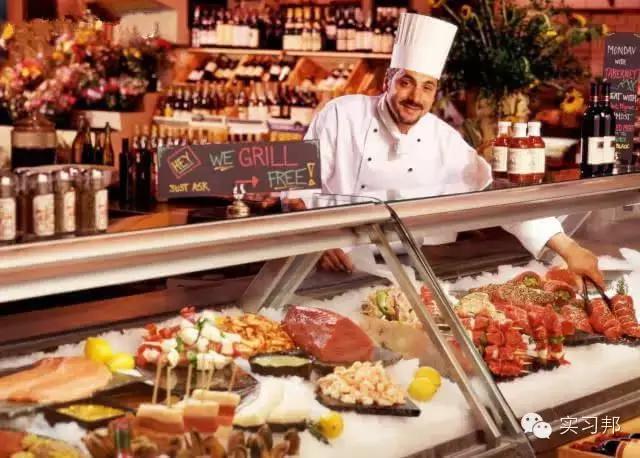 公务员在哪里工作好,小城市公务员月入过万