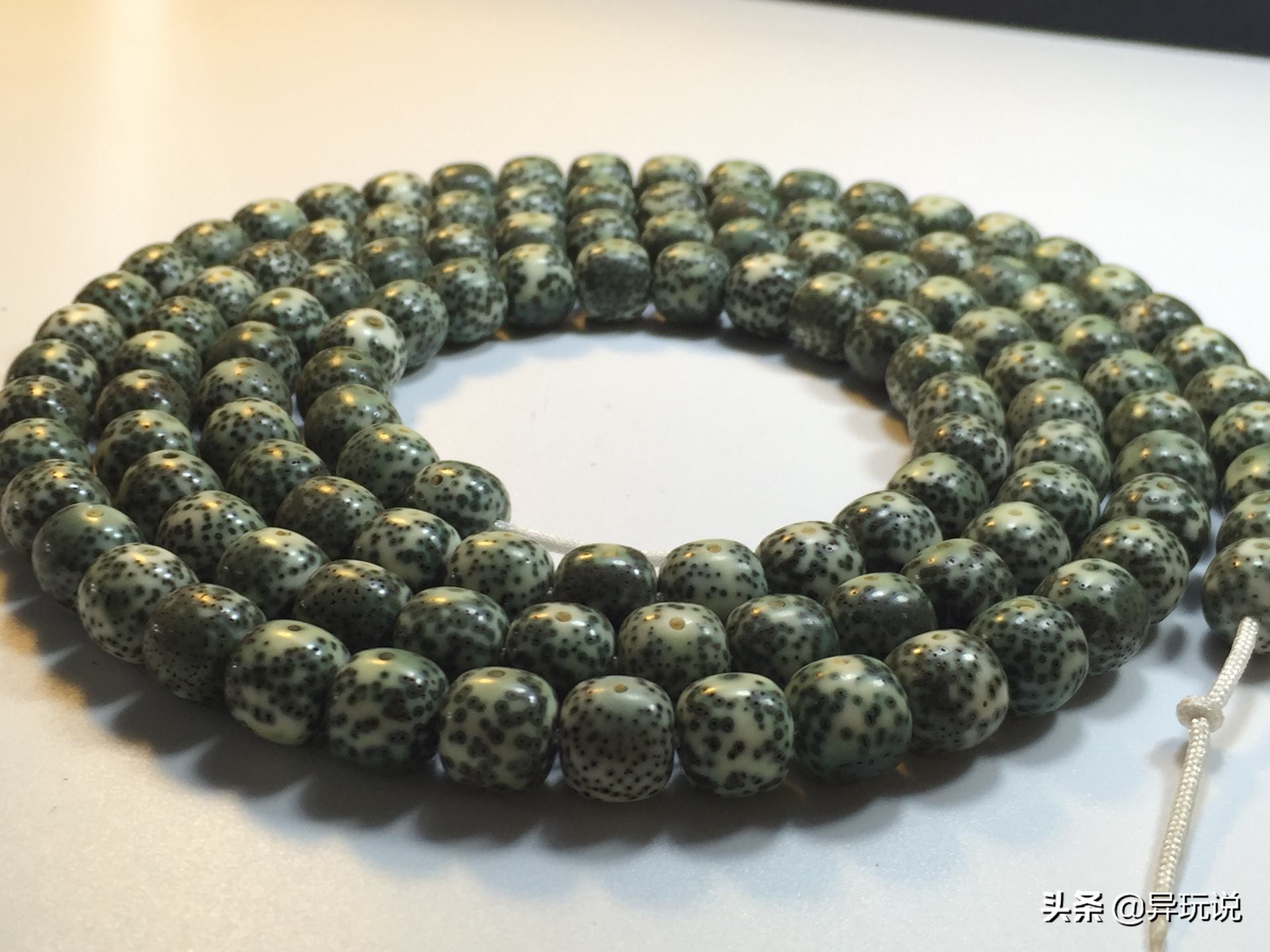 真假星月菩提怎么鉴别呢,星月菩提真假的区别图片