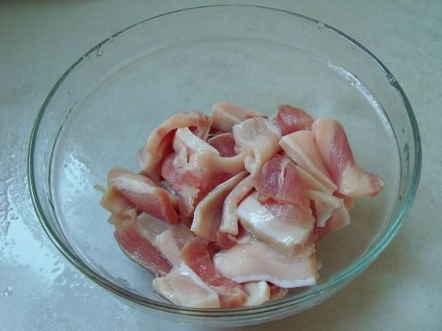 粉蒸肉又滑又嫩好吃不腻冬日必学,粉蒸肉最简单的做法色香味俱全