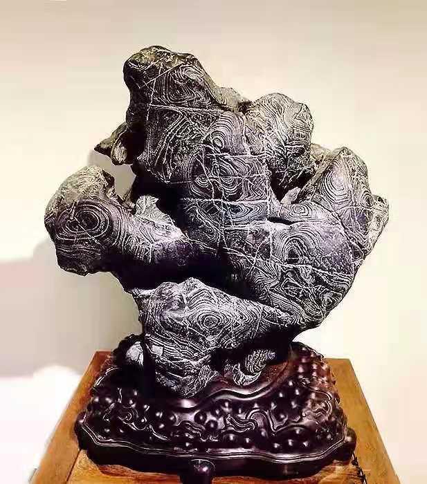 如何判断印章石头的真假,石头上的黄金怎么鉴定真假