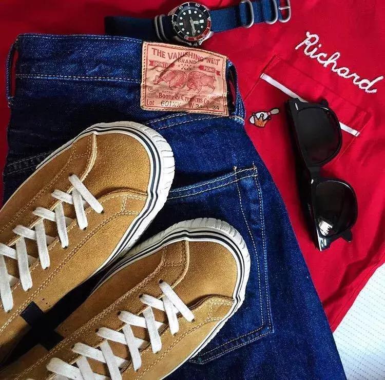 三分舒适，七分时髦，是帆布鞋自带的属性。