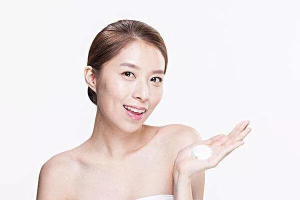 擦护肤品后皮肤刺痛是什么原因？