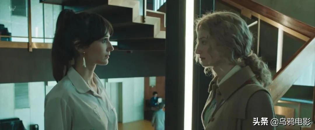 《婚姻连系》我给小三拍的裸照,差点被妻子看到...