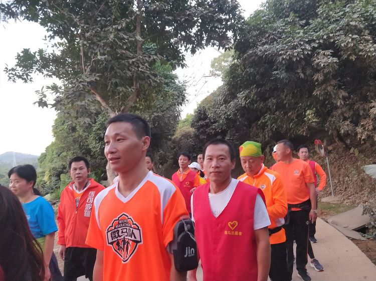 魅力深马,微马同行!六约微马助力深圳国际马拉松