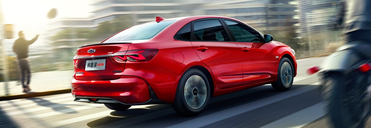 名爵mg5和科鲁泽rs怎么选,名爵5和科鲁泽1.3哪个省油