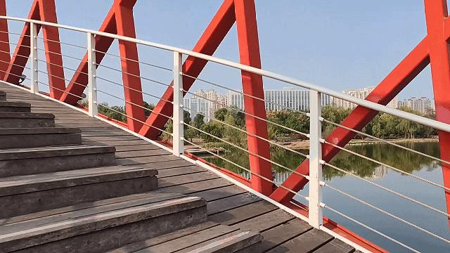 便携三轴折叠稳定器,能支持折叠屏的手机稳定器