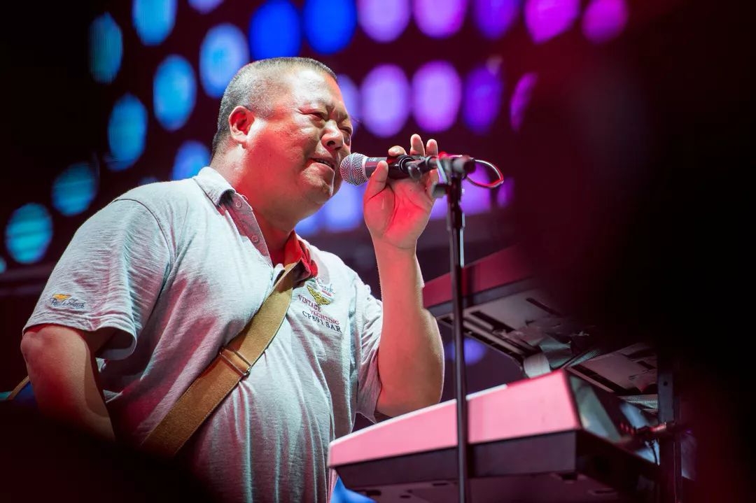 9位顶流明星的狱中生活：没有任何优待，洗澡上厕所没有隐私