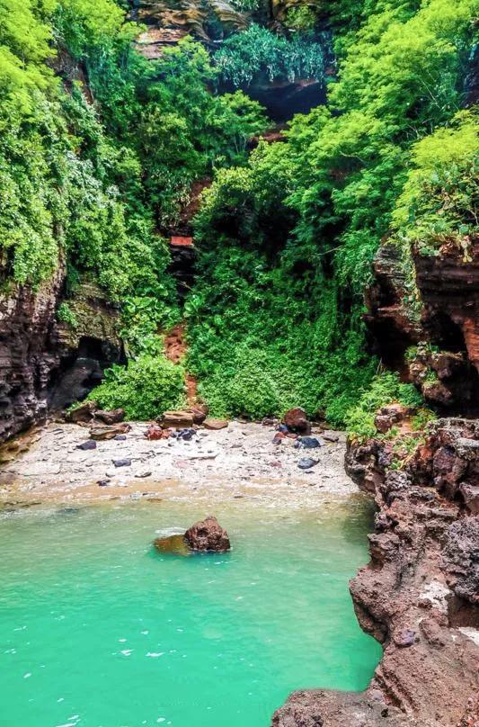 比鼓浪屿大12倍,比三亚安静10倍!这小岛最适合现在去,美轮美奂