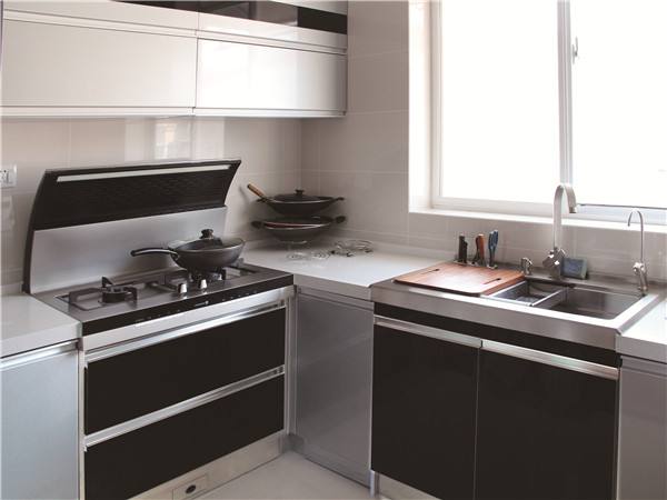 抽油烟机和集成灶选择哪个,抽油烟机和集成灶哪个合适
