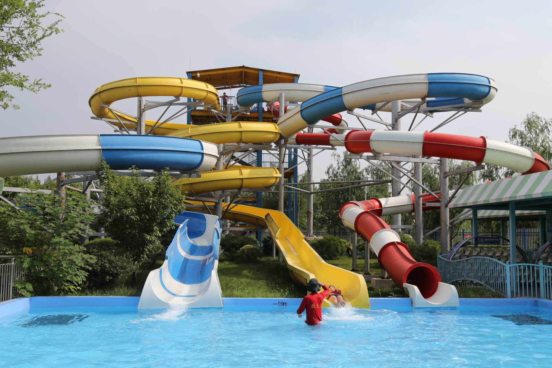 许昌瑞贝卡乐园地址,许昌瑞贝卡乐园