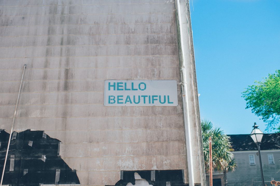 hellohihey中文什么意思,hihellohey的区别