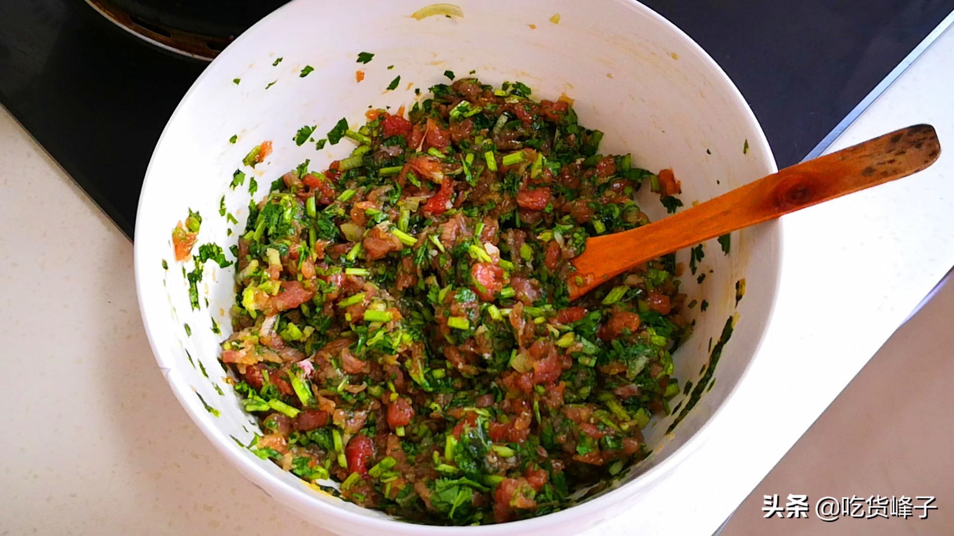 做馄饨最简单的方法,虾和胡萝卜玉米做馄饨如何调馅