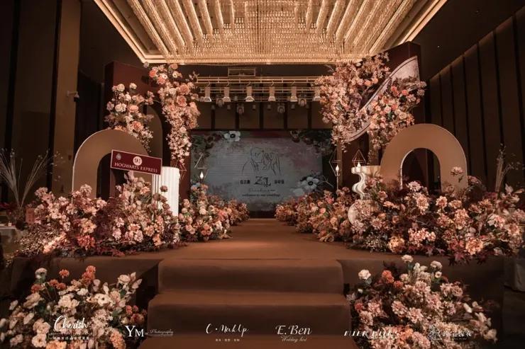 鍝堝埄娉㈢壒榄旀硶涓婚濠氱ぜ姝屽崟,鍝堝埄娉㈢壒榄旀硶濠氱ぜ瑙嗛