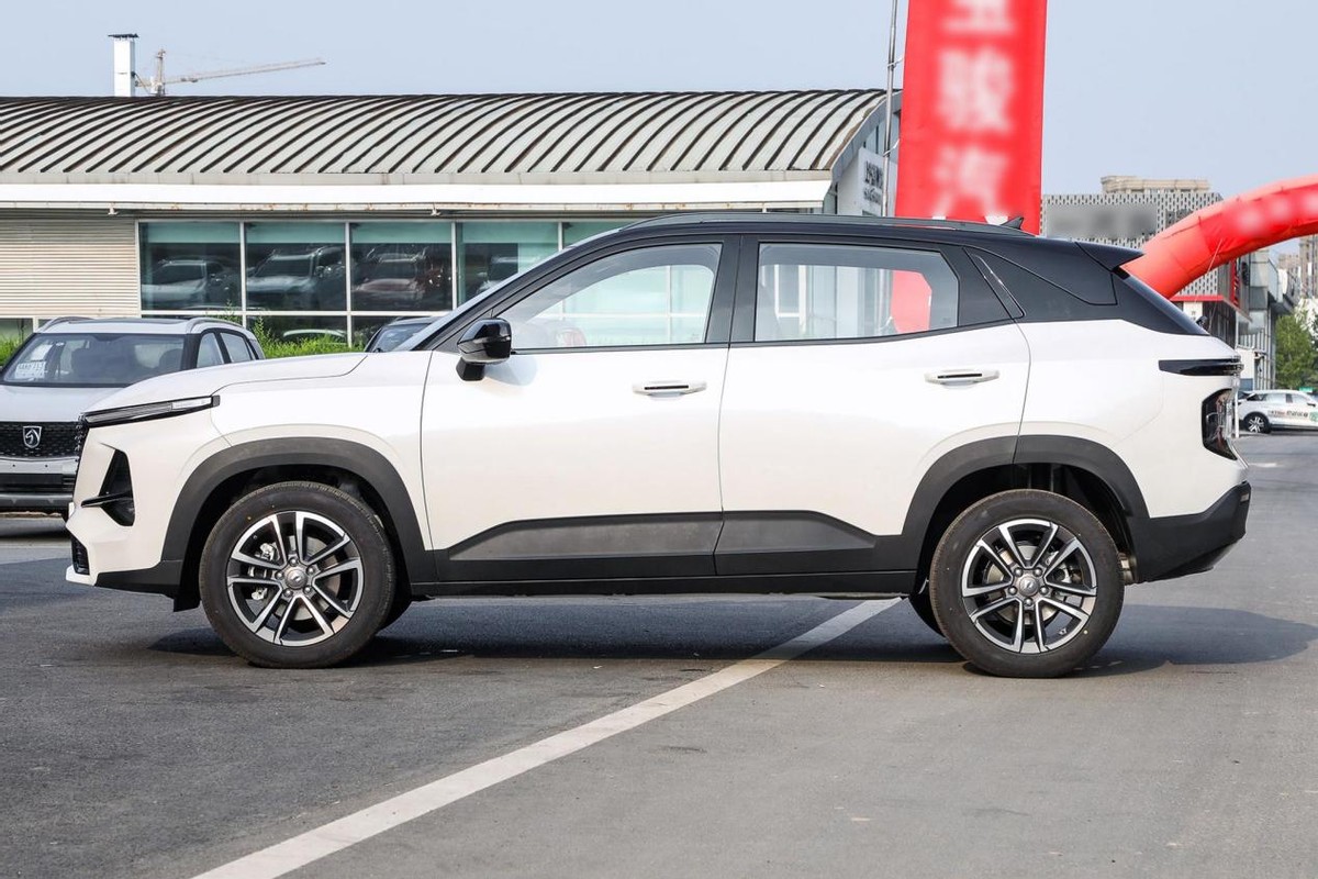 不到10万高性价比suv这3款随便选,十多万就能买suv这三辆谁最值得买