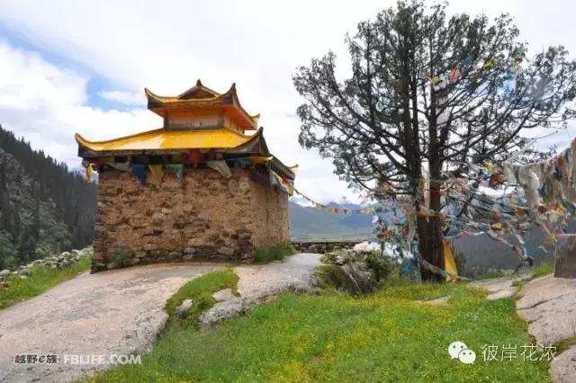 用灵魂触摸难以释怀的乡恋,用灵魂去触碰那段岁月朗诵