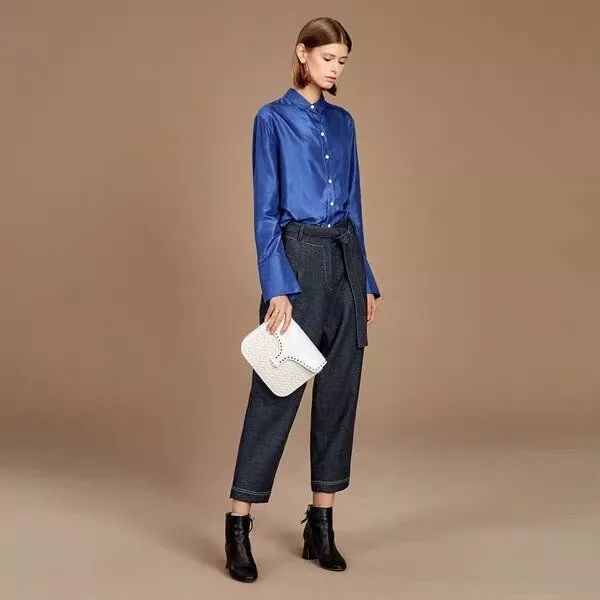 同面料的穿搭更显高级质感,高档面料穿搭技巧