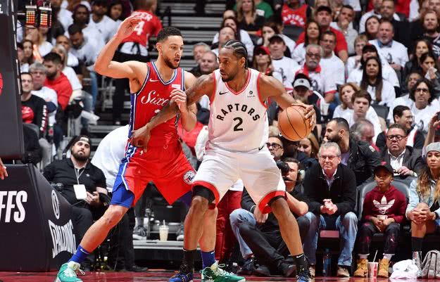 小卡抢七压哨绝杀76人,小卡绝杀76人小卡采访