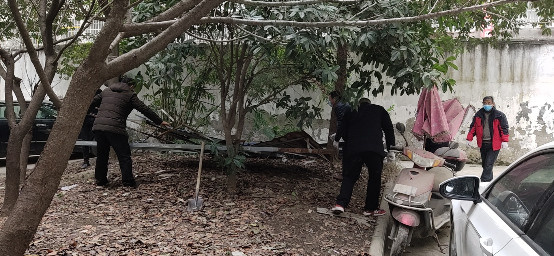 富亿小区：清洁环境，温暖民心