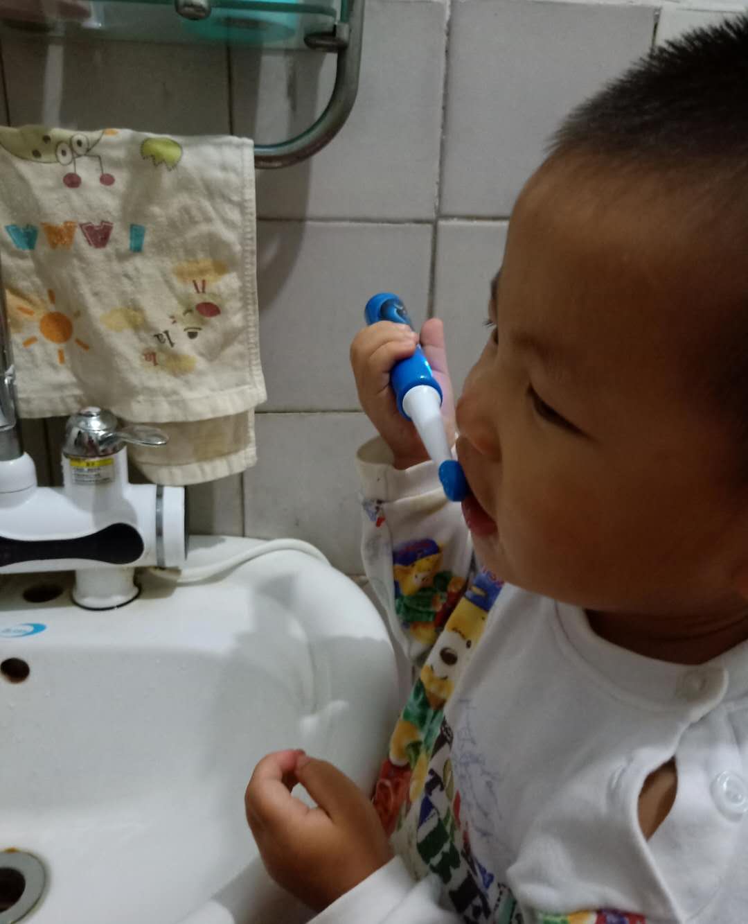 5岁儿童长蛀牙了会换牙吗,孩子蛀牙是不是换了新牙就没事了