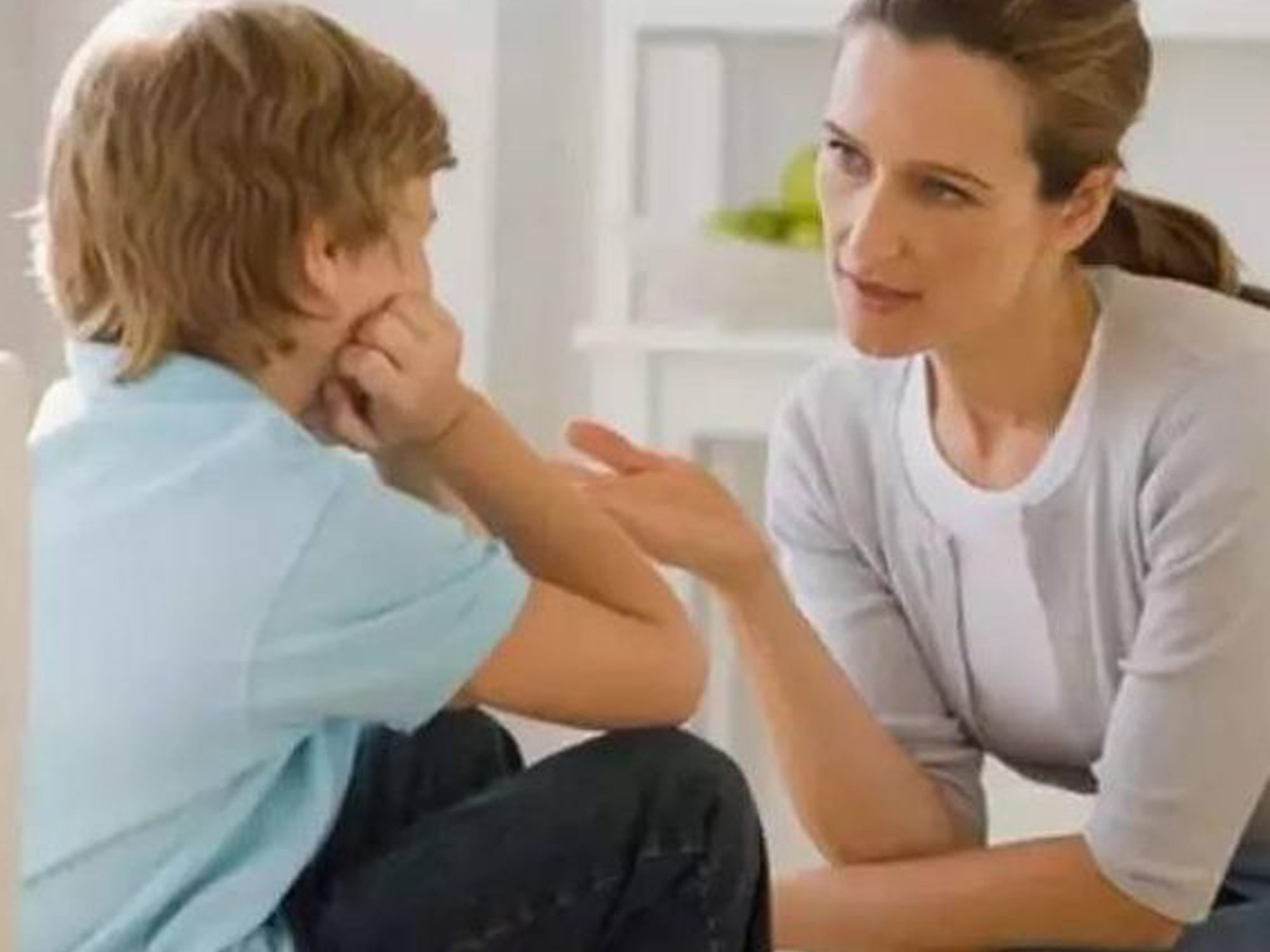 两岁半孩子动不动就大喊大闹,孩子动不动就大闹一场怎么办