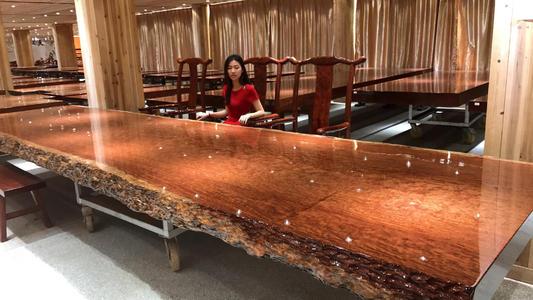 全中国家具城的“黑幕”:标价6.6万的大板,出厂价不到5000!